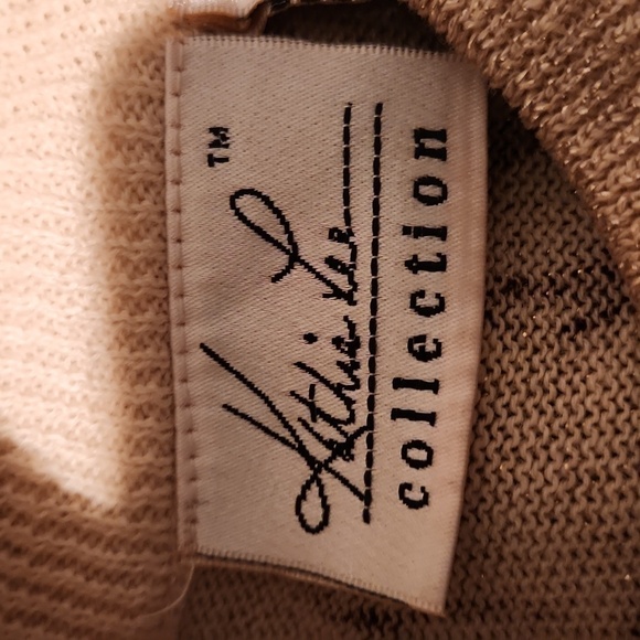 Kathie Kee Collection Vintage Top - Picture 4 of 5